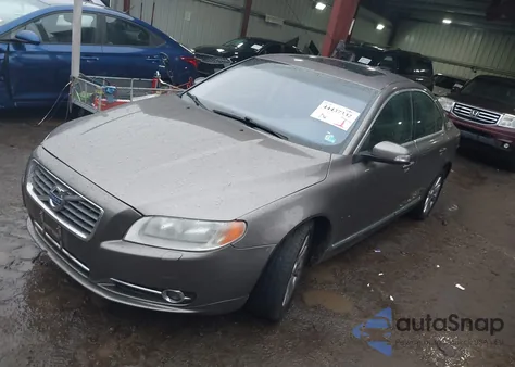 2011 Volvo S80 3.2 z USA, uszkodzony, nr VIN YV1940AS1B1138116